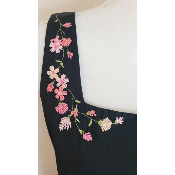 Ann Taylor Black Silk Sheath Dress Pink Floral Embroidery Sz 4 EUC Work Luncheon - Picture 4 of 12